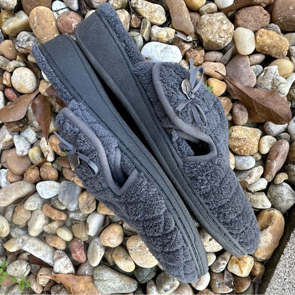 🌟Vionic Slippers🌟 - Picture 7 of 15